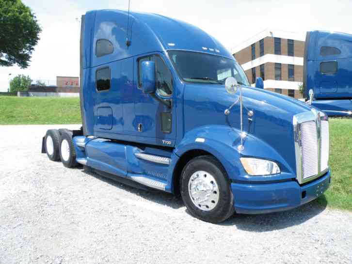 Kenworth T700 (2011)