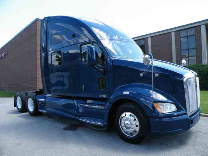 Kenworth T700 (2011)