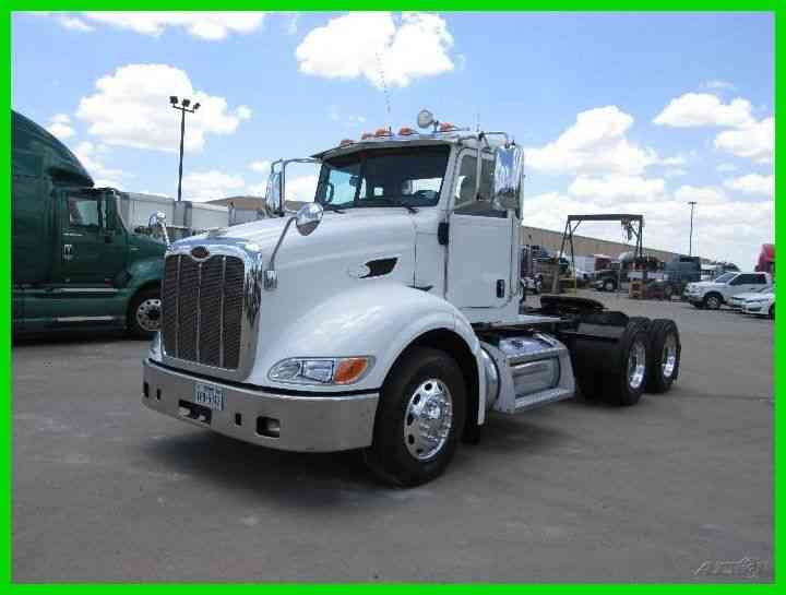 Peterbilt 384 (2011)