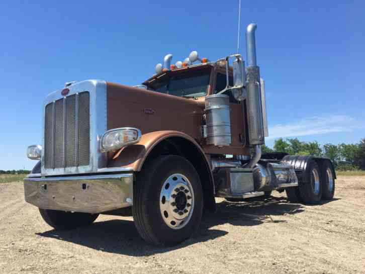 Peterbilt 389 (2011)