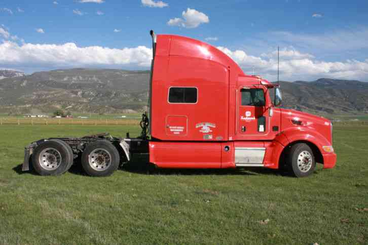 Peterbilt 386 (2011)