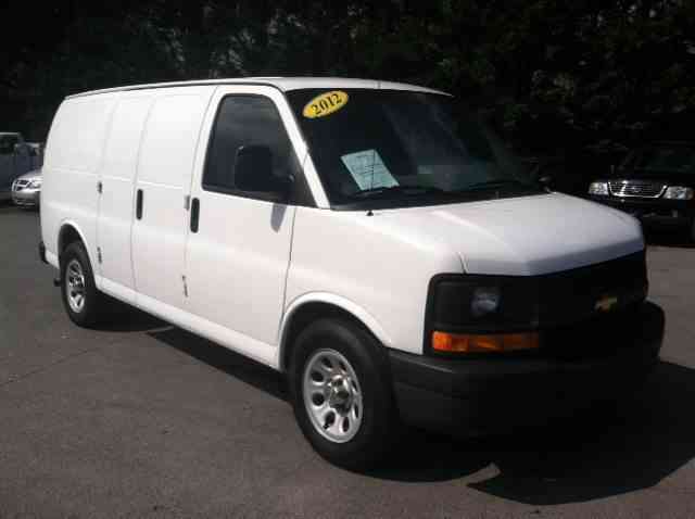 Chevrolet Express Cargo (2012)