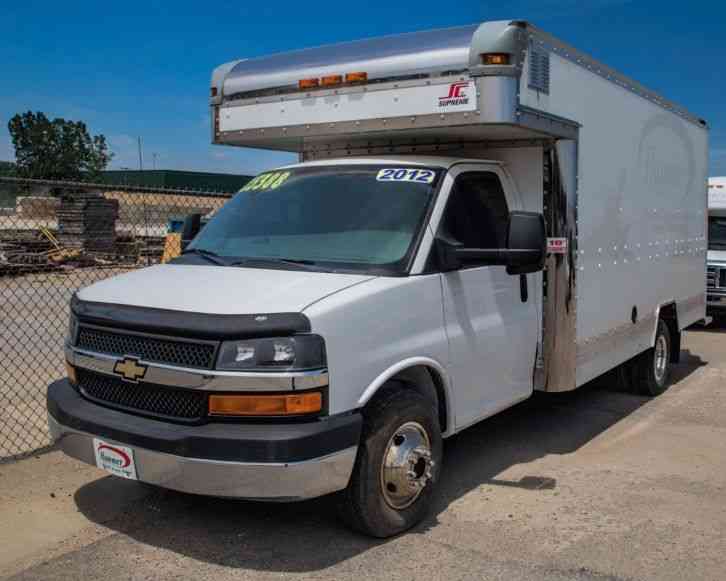 Chevrolet G3500 cutaway body (2012)