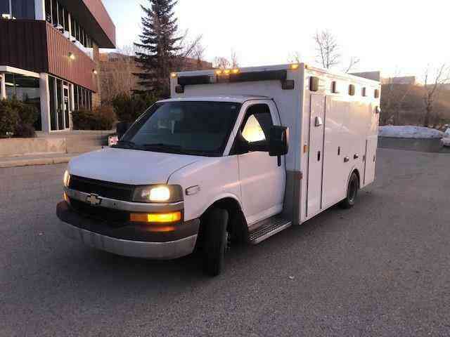 Chevrolet G3500 (2012)