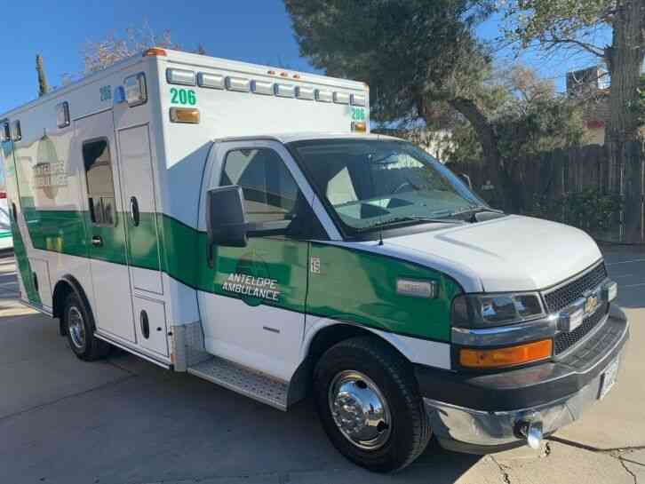chevy express 3500 6. 6l duramax diesel Ambulance (2012)