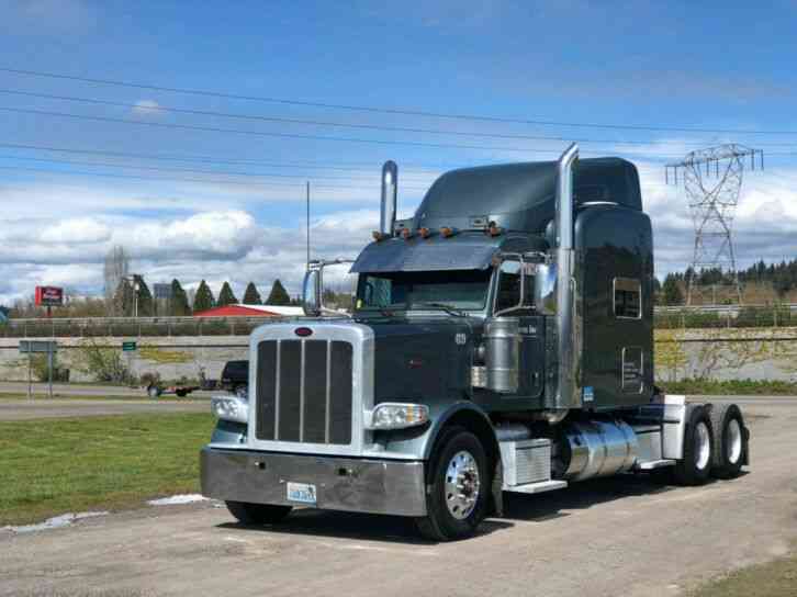 Peterbilt 388 (2012)