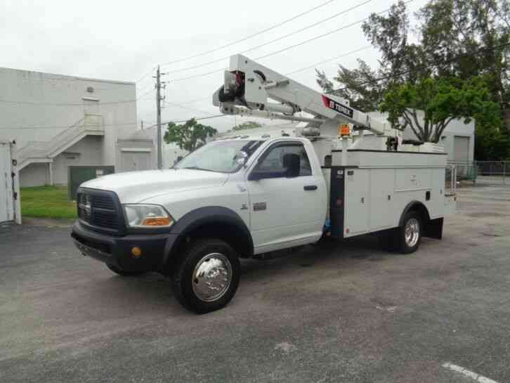 DODGE RAM 5500 4X4 43' BUCKET TRUCK 6. 7L TURBO DIESEL (2012)