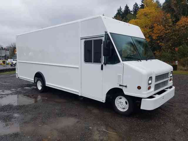 Ford E450 STEP VAN (2012)