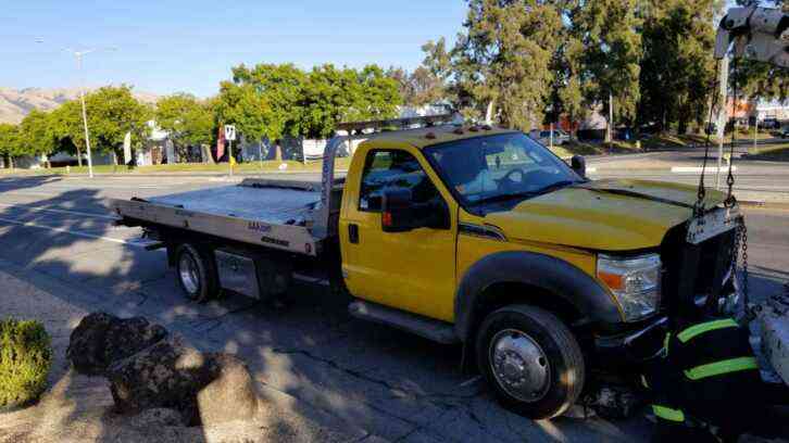 Ford F-550 Rollback Wheel Lift Flatbed Towtruck Fully Loaded Jerrdan Bed (2012)