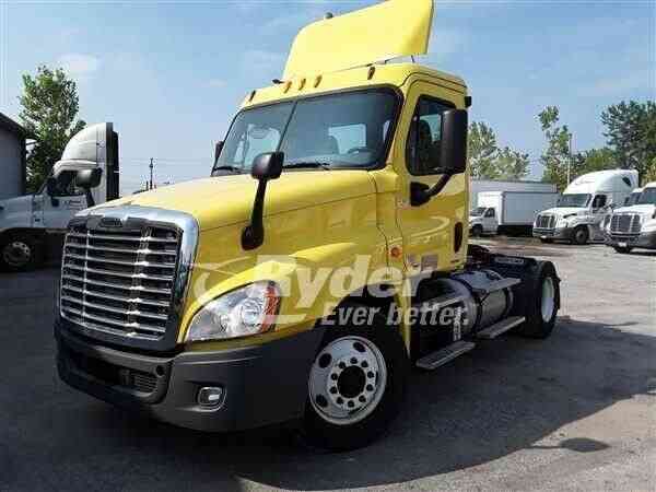 FREIGHTLINER CASCADIA 125 -- (2012)