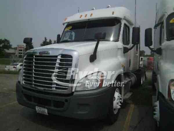 FREIGHTLINER CASCADIA 125 -- (2012)