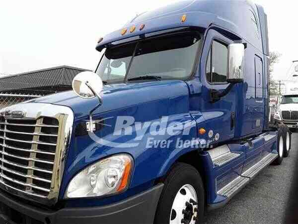 FREIGHTLINER CASCADIA 125 -- (2012)