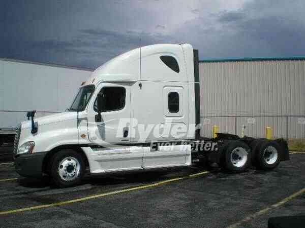 FREIGHTLINER CASCADIA 125 -- (2012)