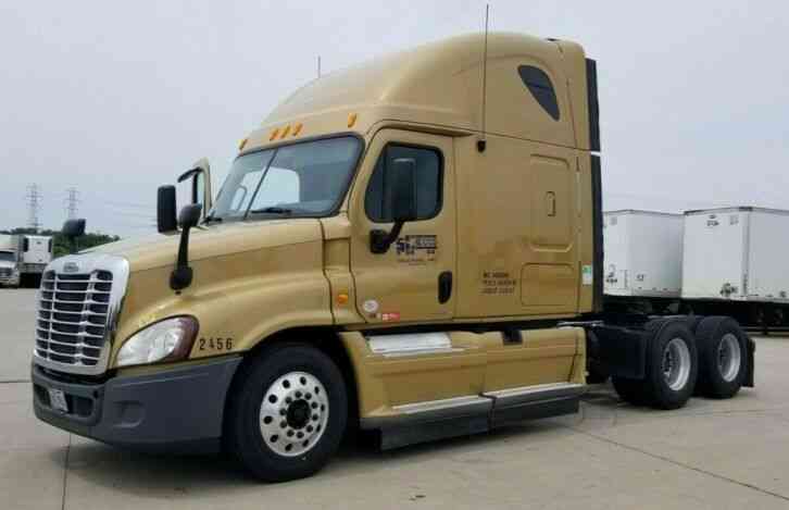 Freightliner CASCADIA (2012)