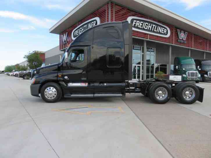 Freightliner CASCADIA/CA125SLP (2012)