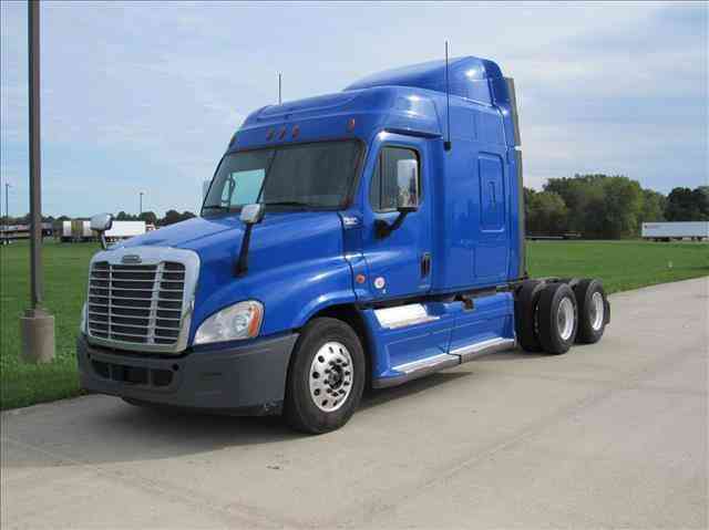 Freightliner CASCADIA -- (2012)