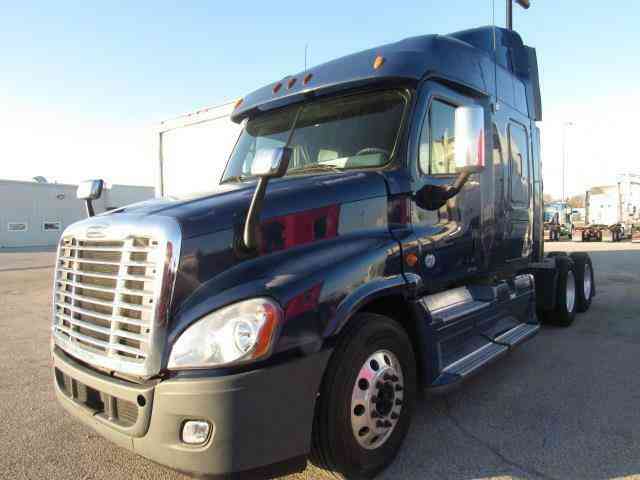 Freightliner CASCADIA -- (2012)