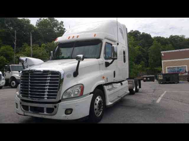 Freightliner CASCADIA (2012)