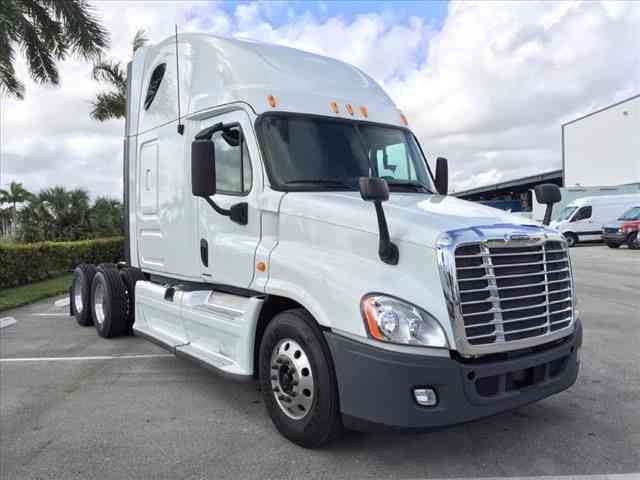 Freightliner Freightliner Cascadia (2012)