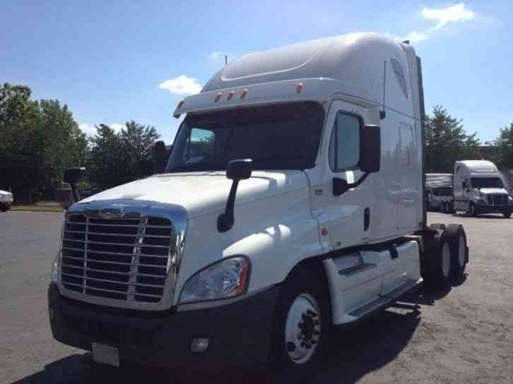 Freightliner CA125 (2012)