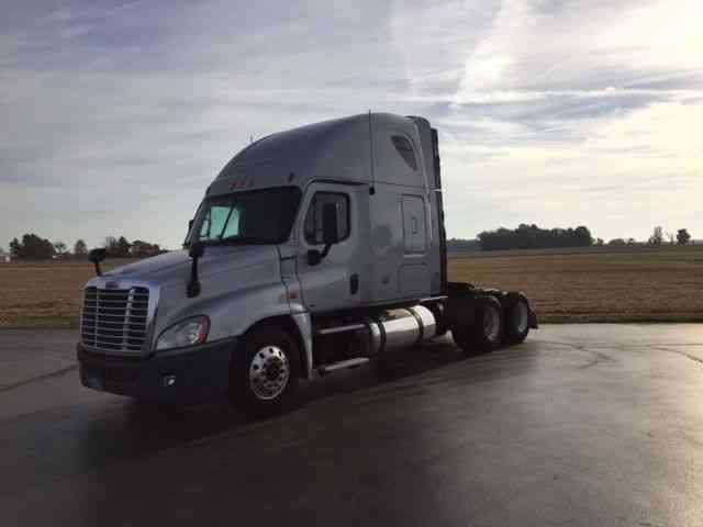 FREIGHTLINER CASCADIA (2012)