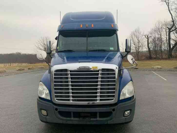 Freightliner CASCADIA (2012)