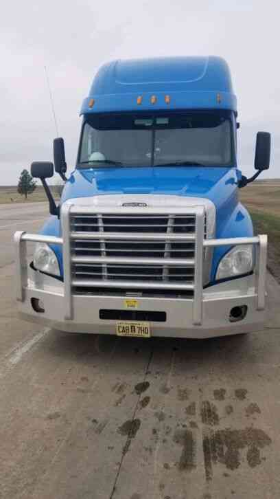 Freightliner Cascadia (2012)