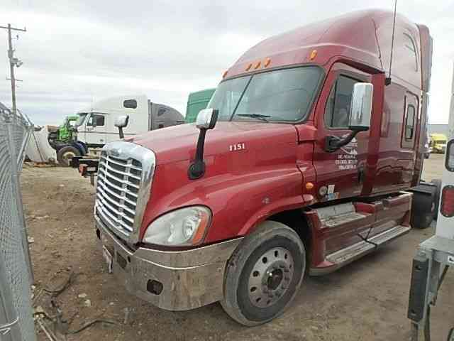 Freightliner CASCADIA (2012)