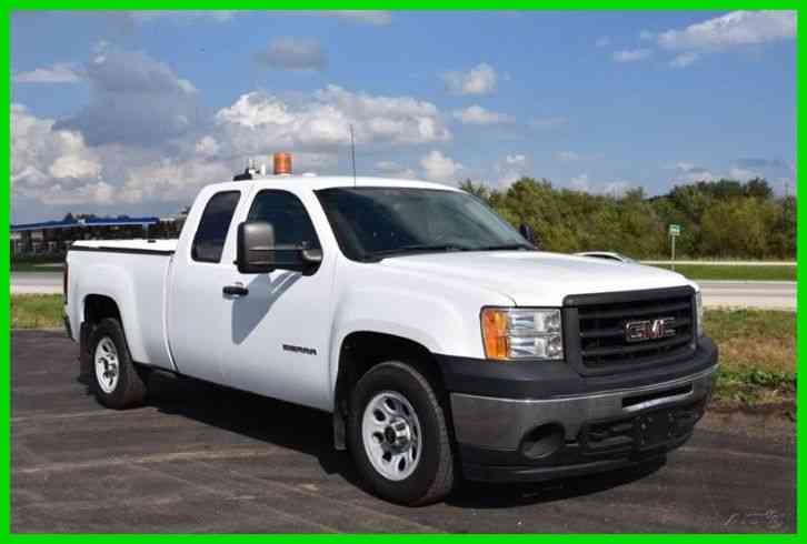GMC 1500 Extended Cab Work Truck (2012)