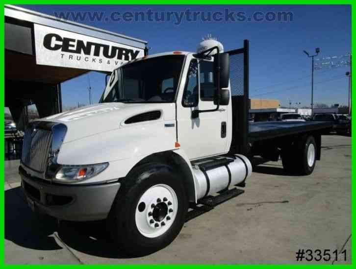 International® 4300 REGULAR CAB FLATBED (2012)