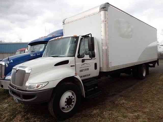 INTERNATIONAL 4300 (2012)