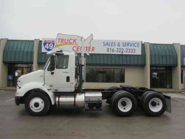 International 8600 -- (2012)