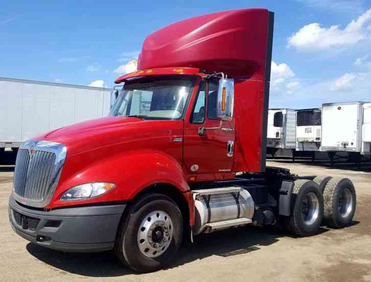 International PROSTAR+ Day Cab (2012)