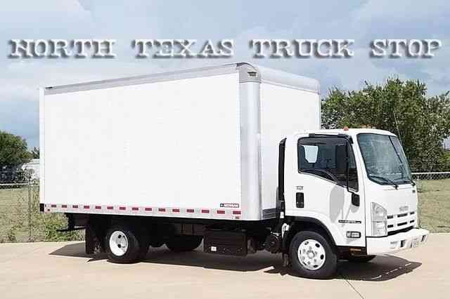 Isuzu Diesel Auto Box Van 210hp 1 TEXAS OWNER (2012)