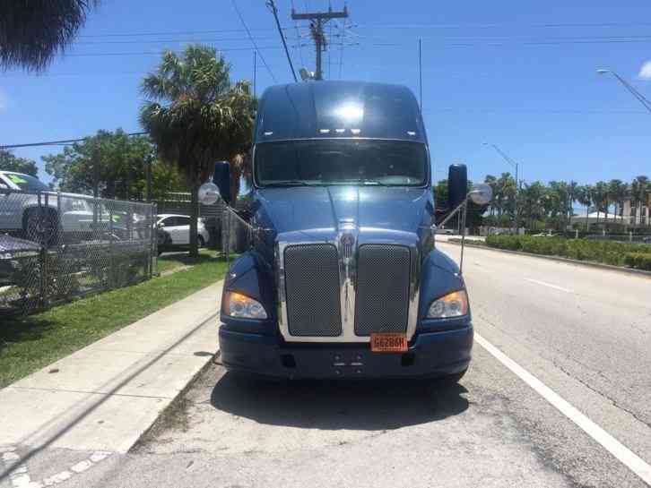 Kenworth T700 (2012)