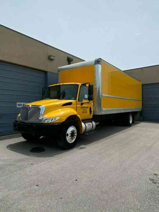 Navistar International 4300 SBA 4x2 Box Truck, NOT running (2012)