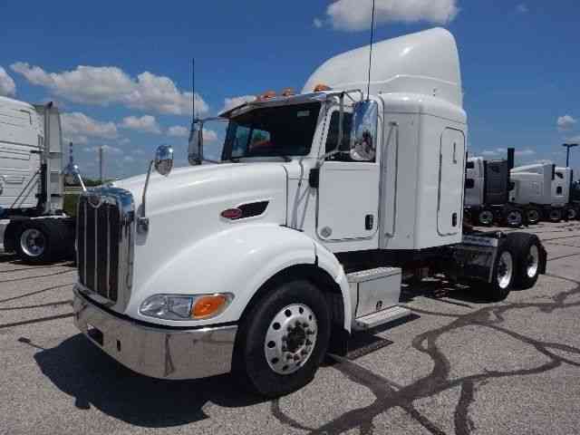 Peterbilt 384 (2012)