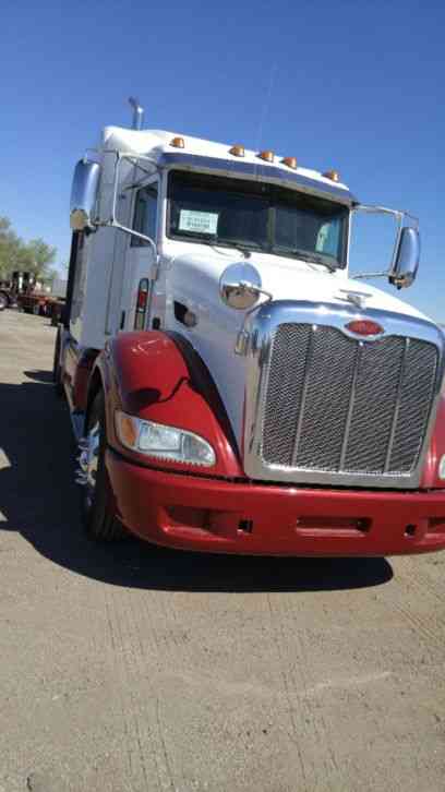 Peterbilt 384 (2012)