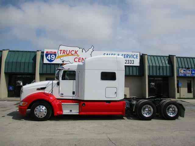 Peterbilt 386 -- (2012)