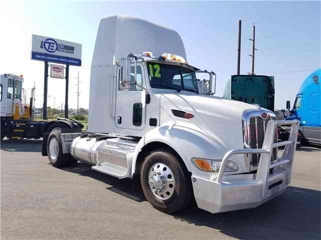 Peterbilt 386 -- (2012)