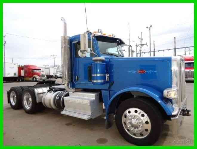 Peterbilt 388 (2012)