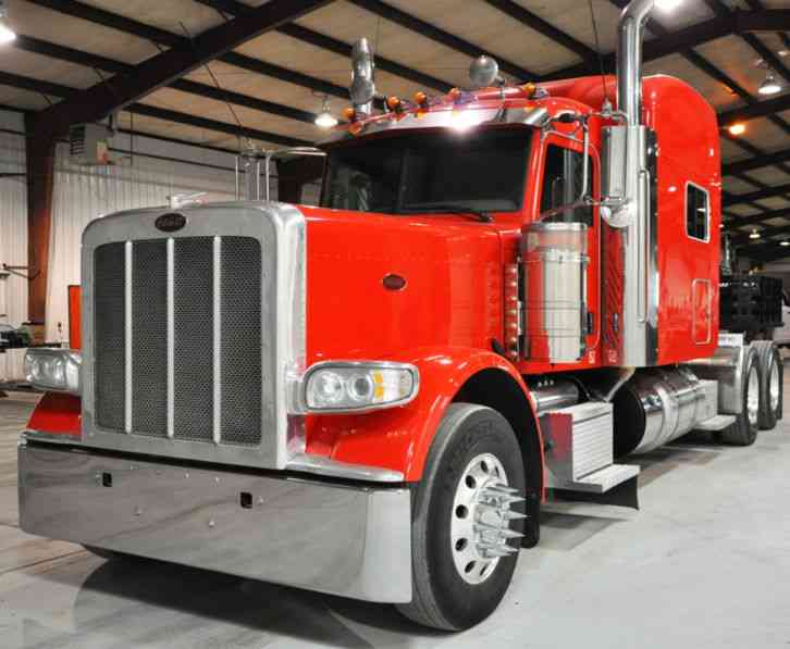 Peterbilt 389 (2012)