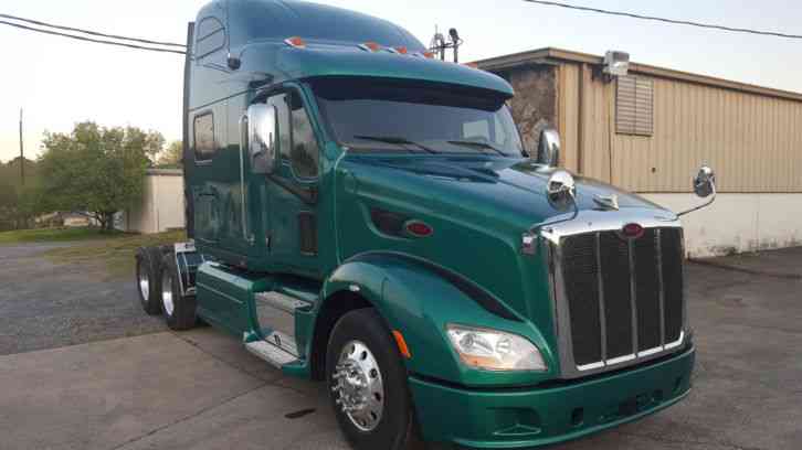 PETERBILT 587 (2012)
