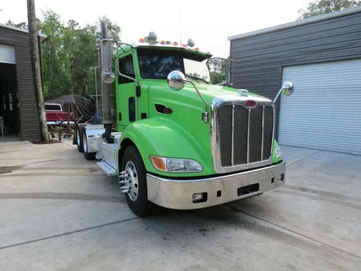 Peterbilt 384 (2012)