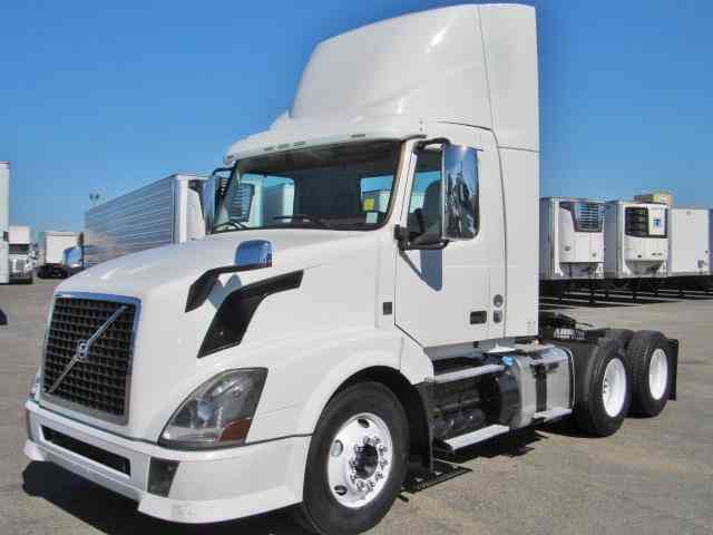 Volvo VNL300 -- (2012)