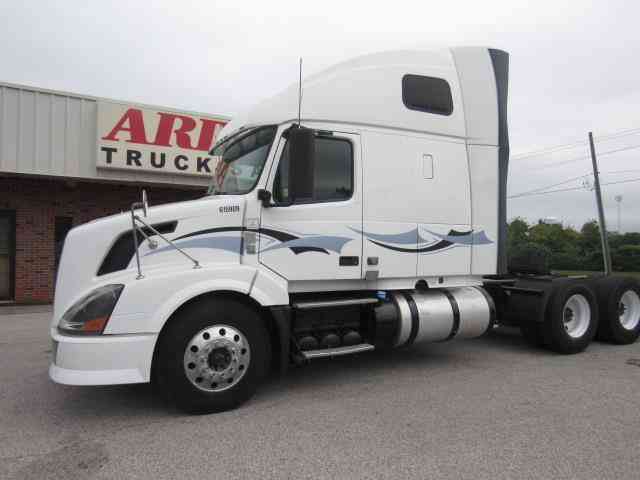 Volvo VNL670 -- (2012)