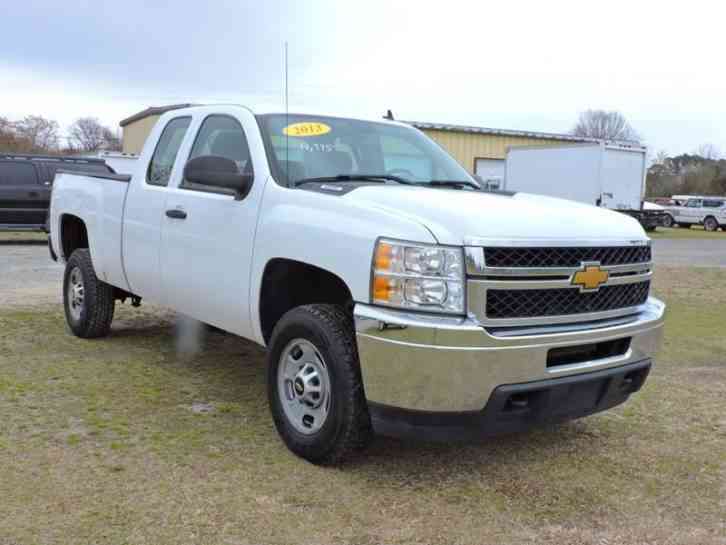 Chevrolet Silverado 2500HD Work Truck 4x4 4dr Extended Cab LB (2013)