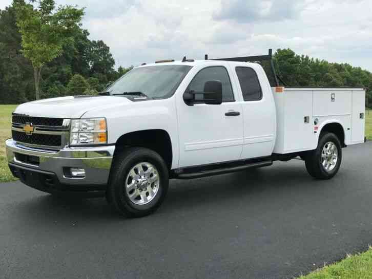 CHEVROLET SILVERADO 3500 (2013)