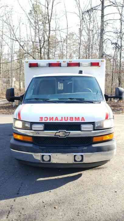 Chevrolet G4500 (2013)