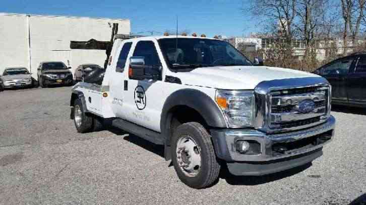 Ford F-550 4X4 Extended Super Cab (2013)